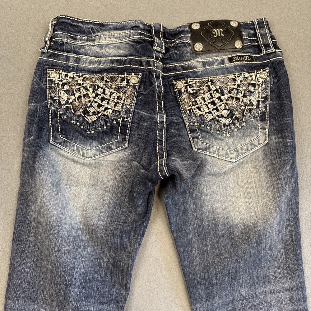 Miss Me Jeans WOMENS 27  Cuffed Capri  EMBELISHED RHINE-SEQUINS WHISKERING